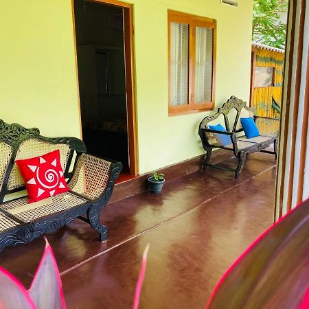 Green Villa ฮิกคาดูวา ภายนอก รูปภาพ